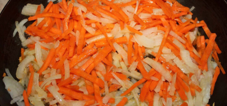 пассировка из лука и моркови