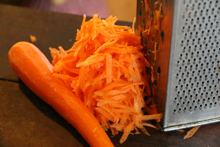Морковь натрем на терке